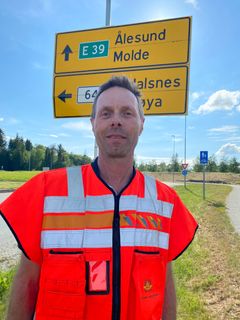 Statens vegvesen og prosjektleder Harald Inge Johnsen har valgt en kontraktsstrategi for E39 Ålesund-Molde som passer for store og små entreprenører og underleverandører.