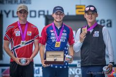 Medaljevinnerne James Lutz, Anders Faugstad og fra Korea, Kim Jongho som skjøt 150/150 mulige i bronsefinalen, men tapte mot Anders på torsdag.