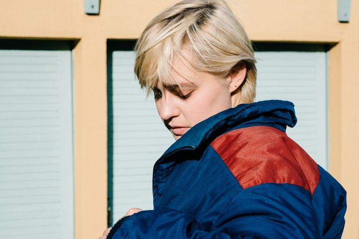 Frida Ånnevik slipper i dag singelen «Elv», der hun har gjendiktet Joni Mitchells «River». Foto: Anne Valeur