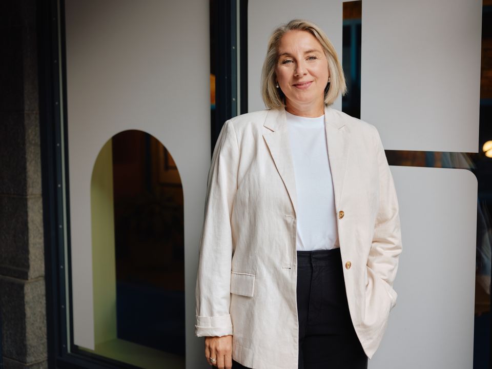 Communication Manager Jobs - Linda Glomlien