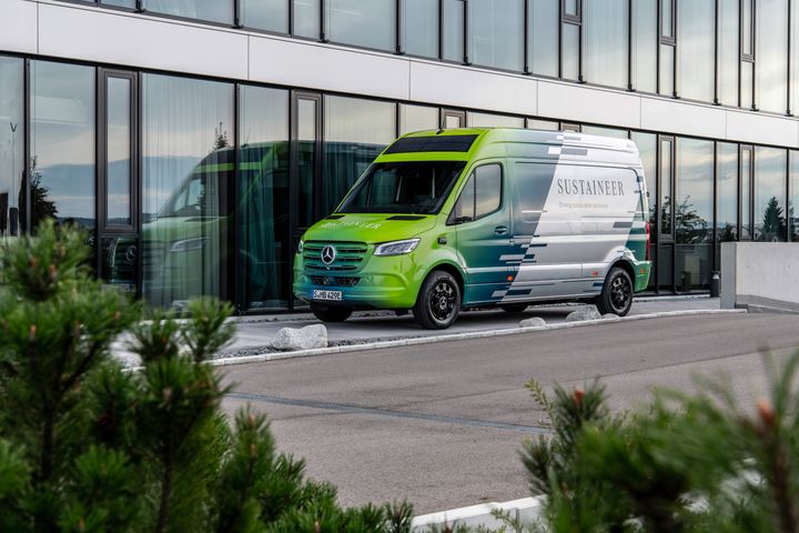 Mercedes-Benz SUSTAINEER: En innovasjonsdriver for bærekraftig urban mobilitet. Foto: Mercedes-Benz