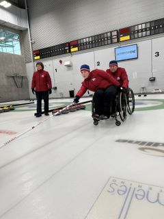 Rikke Iversen og Rune Lorentsen er på plass i Canada og gjør de siste forberedelsene før VM starter. (Foto: Hanne Charlotte Hogganvik)