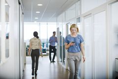 Med app fra Verisure kan du styre huset uansett hvor du befinner deg