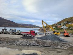 Ferjeleiene på Drag og i Kjøpsvik kommer fortsatt til å være en byggeplass i lang tid fremover. Foto: Statens vegvesen