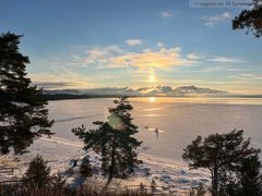 Tyrifjorden 10. desember 2022. Foto: Morten Synstelien.