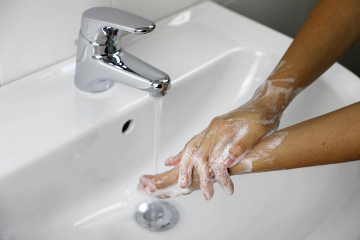 Helse Midt-Norges e-læringskurs om håndhygiene har hatt om lag 1000 kursdeltakere per dag den siste måneden. Foto: Mostphotos