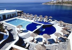 Mykonos, Petasos Beach Resort & Spa - foto iStockphoto.com