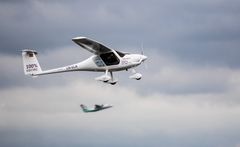 Norges første elektriske flyvning med gjennomført på Oslo lufthavn mandag 18. juni (Foto: Avinor)