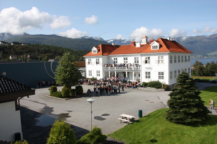 Firda vgs. Foto: Geir Skagen