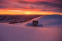 Klargjør bakker i Trysil. Foto: Ola Matsson