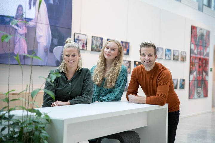 Fra venstre: Nora Fossem Nygaard, Jenny Oppegård Birkeland og Andreas Handeland. Foto: Kristin Grøntoft/ If