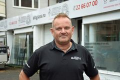 I 2013 kjøpte Knut Jørgen Larsen lokalene i Helgesens gate i Oslo. Totalt er det 400 kvadratmeter fordelt på to etasjer. Bedriften har i tillegg fire andre avdelinger i Oslo og Drammen.