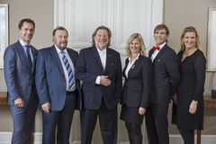 Fra venstre: Lars G. Norheim, Marvin Wiseth, Odd Reitan, Kristin Krohn Devold, Atle Vårvik og Solfrid Flateby.