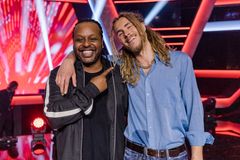 Semifinalister i The Voice 2019: Mentor Yosef Wolde-Mariam og Endre Gryting.