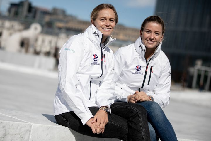 OL-SEILERE: Helene Næss (t.v) og Marie Rønningen deltok i OL i Japan og representerer landslaget i Mesternes Mester. FOTO: Trond R. Teigen