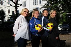 Lisbet Rugtvedt, generalsekretær, Nasjonalforeningen for folkehelsen Sigrid Heien Hansen, fotballspiller,Kolbotn,Trine Rønning, Serieforeningen for kvinnefotball,  fotballspiller, Stabæk, Hege Jørgensen,daglig leder serieforeningen for kvinnefotball.