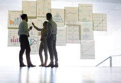 70 prosent av nordiske outsourcing-rådgivere mener at mangel på kompetanse er det største hinderet for å lykkes med strategiske initiativer. (Foto: Getty Images/KPMG)