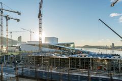 Nye Deichmanske hovedbibliotek er et unikt og utfordrende byggeprosjekt, som har vært skreddersøm fra første kubikkmeter betong. Prosjektet stiller store krav til detaljplanlegging, koordinering og gjennomføring. Foto Jiri Havran/ Kultur- og idrettsbygg Oslo KF.