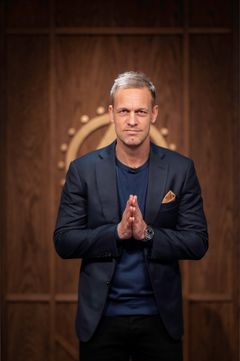 Mads Hansen er spillmester i Forræder. Foto: Heidi Marie Gøperød/TV 2.