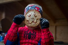 Spiderman har fått skummel tortillalefse FOTO: Linn Hines/DNT