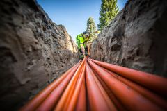 Norge har, til tross for spredt bosetning og krevende topografi, en svært god telekominfrastruktur. Lyse mener at svært mye er gjort riktig for å sørge for bredbåndsdekning til befolkningen, men at ytterligere grep er nødvendig.