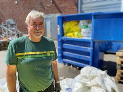 Hans Kristian Hagen er prosjektkonsulent for innsamlingen av landbruksplast i Felleskjøpet Agri. (Foto: Felleskjøpet Agri)