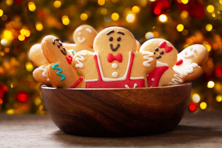 Når du baker småkaker til jul, så bak dem til gul og ikke brun stekefarge. På den måten reduserer du dannelse av det kreftfremkallende stoffet akrylamid i småkakene dine (Illustrasjonsfoto: NTB).