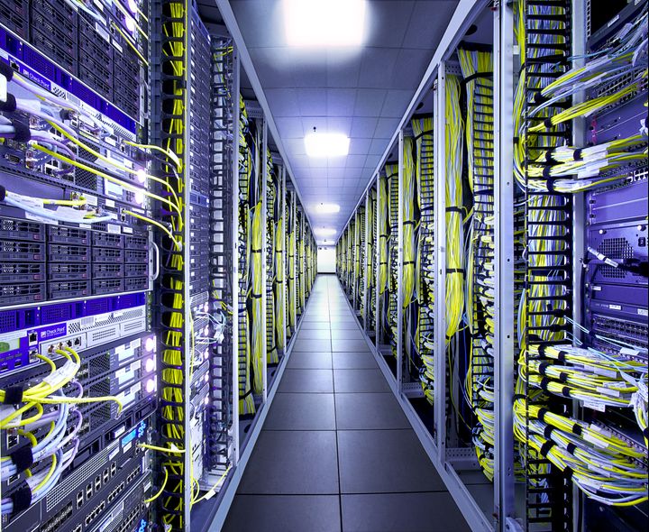 ABB og Ericsson inngår en allianse for optimal styring av både fysiske og virtuelle ressurser i datasentre.