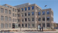 Kontorbygningen i Oslo har fasade med murt forblending av teglstein. Foto: SINTEF Byggforsk