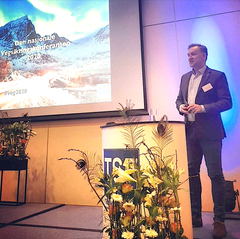 Geirr Tangstad-Holdal, daglig leder i Trafikksikkerhetsforeningen under Vegsikringskonferansen 2020. Foto TSF