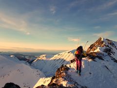 At Norge er et utfordrende land å ferdes i beviste Boots Norge blant annet med en tur til fjellet Bjørnen i Møre og Romsdal
