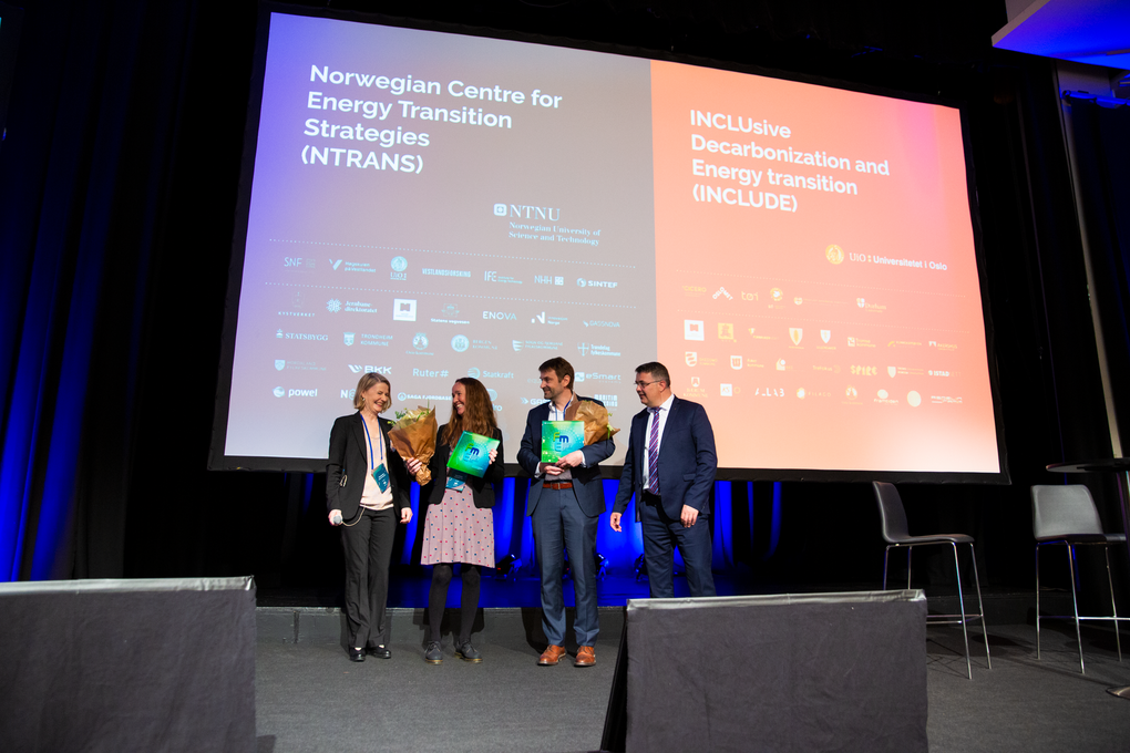På bildet er Tone Ibenholt (Forskningsrådet), Tanja Winther (INCLUDE), Asgeir Tomasgard (NTRANS), Olje og energiminister Kjell-Børge Freiberg under tildeling av FME-status 21. mai 2019.