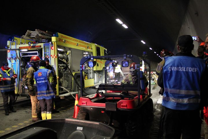 Statens vegvesen holder jevnlig beredskapsøvelser i tunneler på riksvegnettet. 6. april står Strømsåstunnelen for tur. (Illustrasjonsfoto: Statens vegvesen)