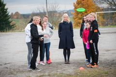Kronprinsesse Mette-Marit på besøk på Trivselslederskole 6.oktober 2014; Runni Ungdomskole i Nes (Akershus)