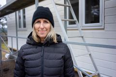 Skadeforebygger Therese Hofstad-Nielsen frykter det vil bli et etterslep for vedlikehold i tiden fremover. Foto: Fremtind