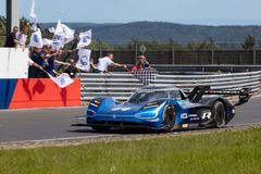 Volkswagen ID.R med ny elektrisk rekord på Nürburgring