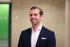- Jeg er veldig takknemlig for tilliten, og veldig ydmyk overfor de andre deltagerne, som jeg synes er minst like flinke. Jeg er veldig fornøyd med å ha klart å vise meg fra min beste side, sier vinneren av Norges mest populære sommerjobb, Håkon Halvorsen Wik