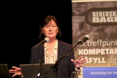 Direktør i DSB, Cecilie Daae, var første taler ved Beredskapsdagen 2016. Foto: Kystverket