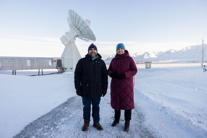 Stortingspresident Masud Gharahkhani og den tyske forbundsdagspresidenten, Bärbel Bas, har denne uken besøkt Svalbard. Torsdag kommer Bas på arbeidsbesøk til Stortinget. Foto: Stortinget