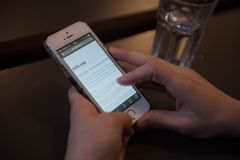 Mange unge foretrekker å ta kontakt på vår anonyme soschat.no
