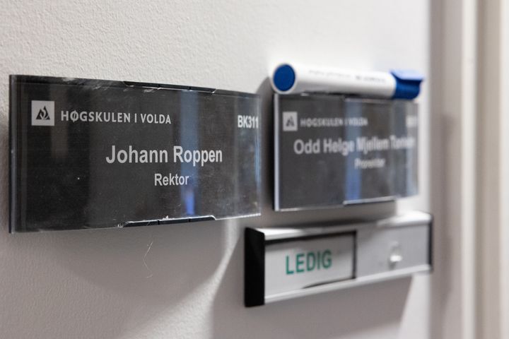 Høgskulen i Volda skal velje nytt rekorat. Foto: HVO/Karl August Swanstrøm