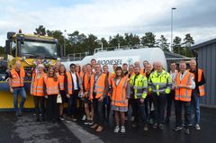 Klimapartnere og ansatte på Bergen lufthavn innviet det nye anlegge