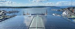 Solcelleanlegg på Oslo Rådhus. Foto: BlueTec