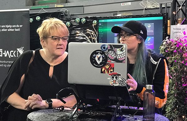 Kulturminister Trine Skei Grande var ein av 7000 gjestar på The Gathering 2019. No skal ei arbeidsgruppe, inkludert Medietilsynet, bidra til den nye dataspelstrategien som blir lagd fram til hausten. Foto Medietilsynet