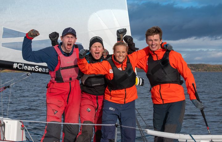 Nicholas Fadler Martrinsen (t.h), Martine Steller Mortensen, Emil Fadler Kvamme og Gard Jakob Ørka stiller som tittelforsvarere i Mesternes Mester i seilingh som foregår i Åsgårdstrand 15. og 16. oktober. (FOTO: Morten Jensen) Fot til fr redaksjonell avbenyttelse)