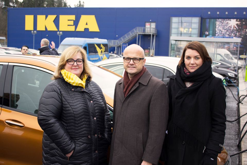 IKEA åpner hurtigladestasjoner på alle varehus i Norge | IKEA Fortum hjelper IKEA med å bli grønnere Fortum Norge