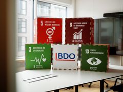 Blant lover og regler som omfattes av bærekraftskompasset, finner vi åpenhetsloven, CSRD-direktivet, aktivitets- og redegjørelsesplikten, EU-taksonomien og regnskapsloven (foto: BDO).