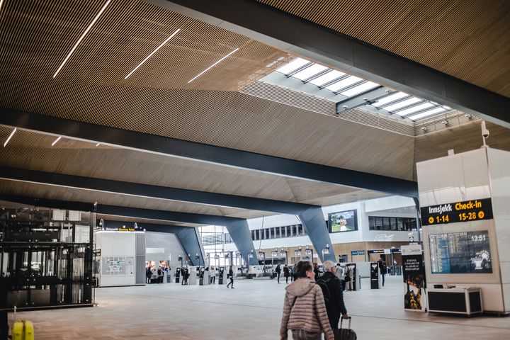 Den nasjonale rammeavtalen vil blant annet dekke Flesland og Gardermoen, hvor COWI også har vært rådgiver. Her er nye Flesland T3 avbildet. Foto: Ragnhild Heggem Fagerheim/ COWI