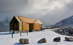 Mefjordvær, Senja. Fullført 2020. Arkitekt: Fur arkitekter og Agraff Arkitektur. Foto: Hugo Fagermo