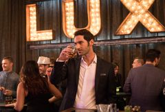 Lucifer: Tom Ellis i rollen som den falne engelen Lucifer. Foto: FOX